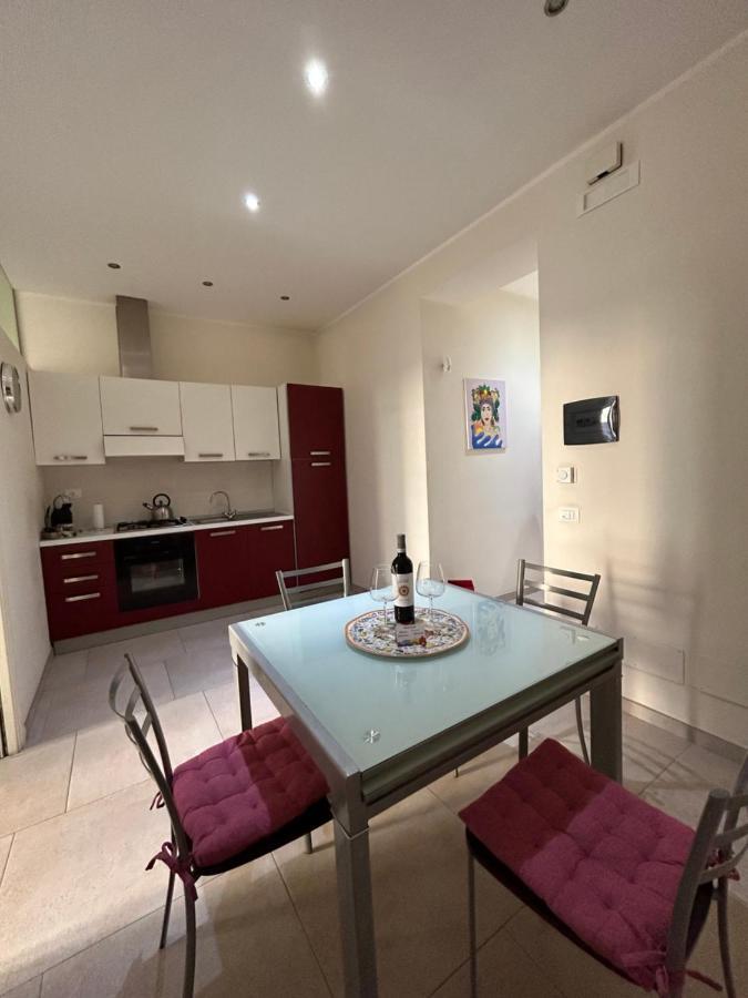 A Casa Di Alli ปาแลร์โม ภายนอก รูปภาพ